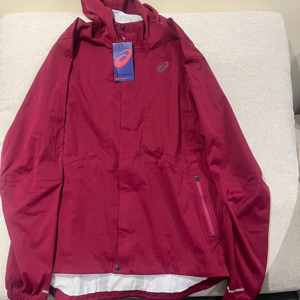 Size L‎ ASICS Mens Red Reflective Logo Hooded Waterproof Accelerate Jacket